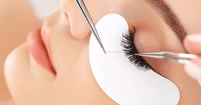 Curso gratuito de alongamento de cílios
